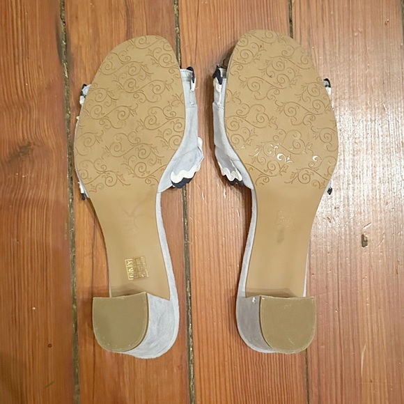 Brenda Zaro Custom Ruffle Ric Rac Heels, Baby Blue/Navy - Picture 6 of 6